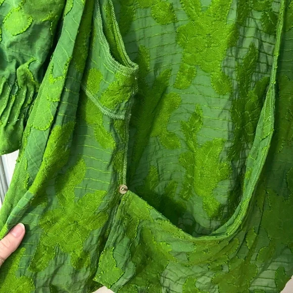 Maeve Green Textured Blouse by Anthropologie - Picture 3 of 5